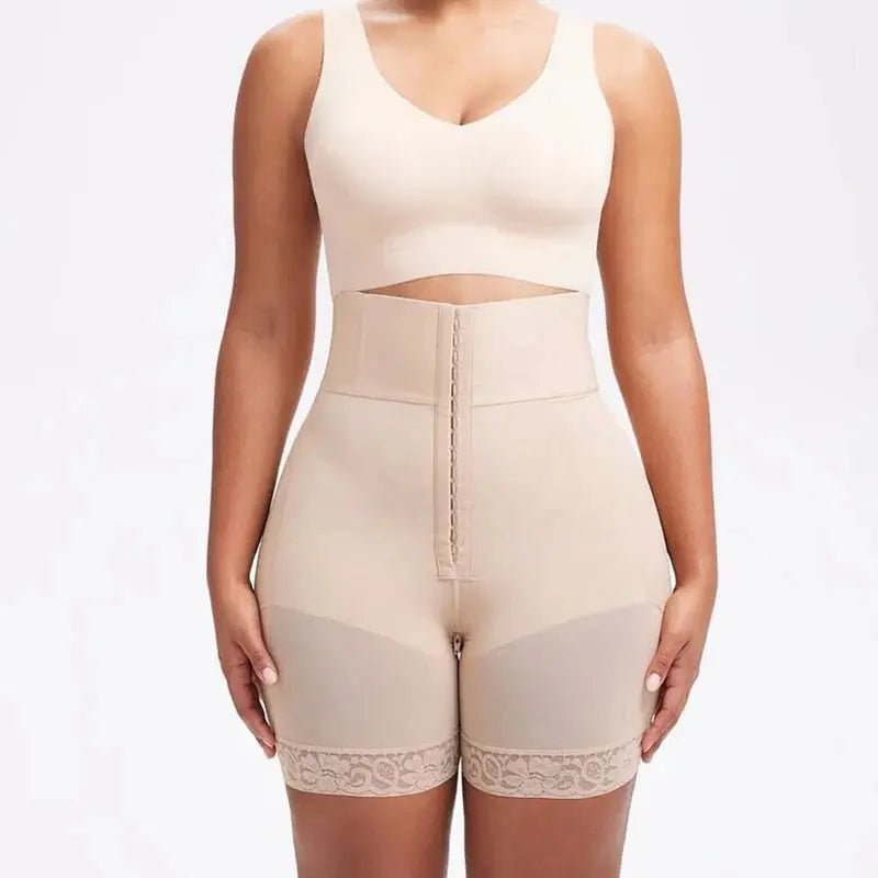 SlimCurve® – Short gainant sans couture avec maintien des courbes - Beauté Sculptante