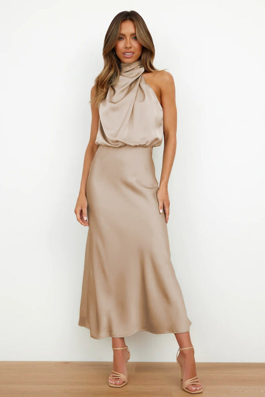 Valeria™ | Robe Longue avec Col Halter - Beauté Sculptante